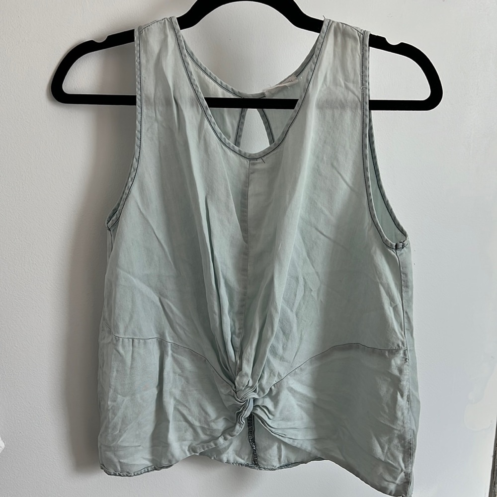 Sienna Sky medium twist front tank top